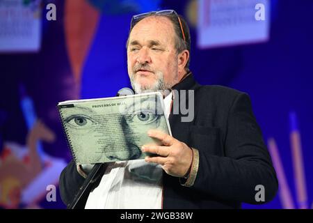 Jaipur, Inde. 03 février 2024. L'historien William Dalrymple prend la parole lors d'une session du Jaipur Literature Festival à Jaipur, Rajasthan, Inde, le 3 février 2024. (Photo de Vishal Bhatnagar/NurPhoto) crédit : NurPhoto SRL/Alamy Live News Banque D'Images