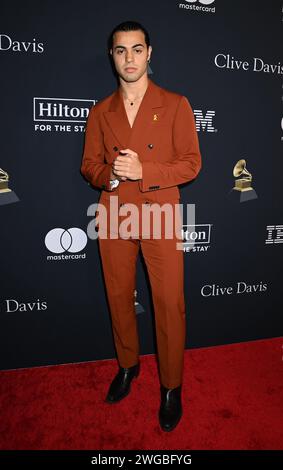 Beverly Hills, États-Unis. 03 février 2024. Mergui arrive au Pre-GRAMMY Gala & GRAMMY Salute to Industry Icons qui se tient à l'Hôtel Beverly Hilton le 3 février 2024 à Beverly Hills, CA. © Tammie Arroyo/AFF-USA.com crédit : AFF/Alamy Live News Banque D'Images