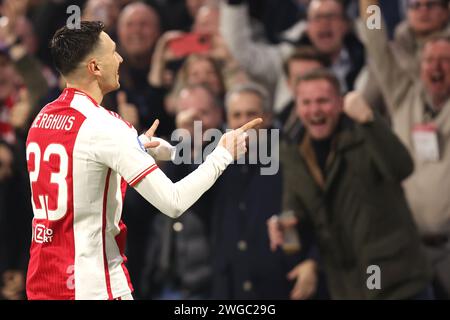 Amsterdam, pays-Bas. 03 février 2024. AMSTERDAM, PAYS-BAS - 3 FÉVRIER : Steven Berghuis lors du match néerlandais d'Eredivisie entre l'AFC Ajax et le PSV au Johan Cruijff Arena le 3 février 2024 à Amsterdam, pays-Bas. (Photo de Peter Lous/Orange Pictures) crédit : Orange pics BV/Alamy Live News Banque D'Images