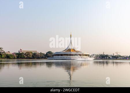 Suan Luang Rama IX, (Parc Rama IX), parc public dans le district de Prawet, Bangkok, Thaïlande Banque D'Images