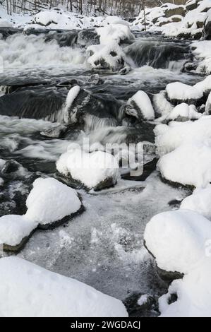 Une scène fluviale hivernale dans le Maryland, USA Banque D'Images
