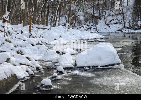 Une scène fluviale hivernale dans le Maryland, USA Banque D'Images
