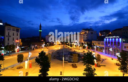 Une vue nocturne depuis Bolu, Turquie Banque D'Images