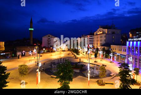 Une vue nocturne depuis Bolu, Turquie Banque D'Images