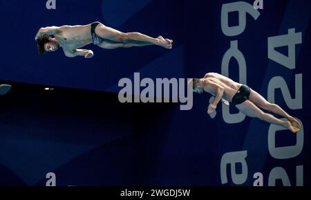 Doha, Qatar. 04 février 2024. Jules Bouyer et Alexis Jandard, de France, en compétition dans le 3m. Springboard Sinchronised hommes lors des 21e Championnats du monde de natation au Vieux Port de Doha à Doha (Qatar), le 04 février 2024. Crédit : Insidefoto di andrea staccioli/Alamy Live News Banque D'Images