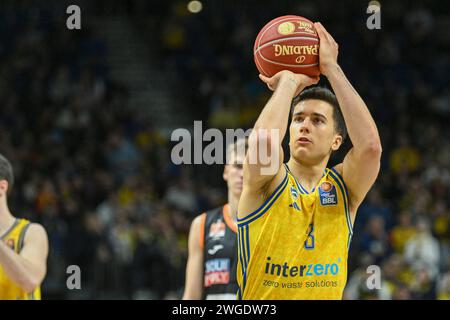 Berlin, Deutschland 04. Februar 2024 : 1. BBL - 2023/2024 - Alba Berlin vs. Ratiopharm Ulm im Bild : Freiwurf Matteo Spagnolo (Alba Berlin) Banque D'Images