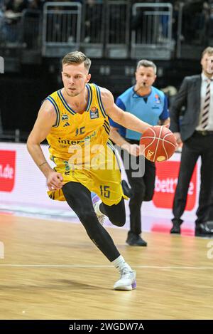 Berlin, Deutschland 04. Februar 2024 : 1. BBL - 2023/2024 - Alba Berlin vs. Ratiopharm Ulm im Bild : Martin Hermannsson (Alba Berlin) Banque D'Images