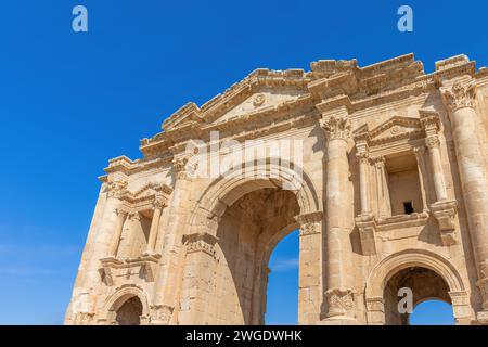 L'Arc d'Hadrien a été construit pour honorer la visite de l'empereur Hadrien à Gerasa. Jerash. Jordanie. Banque D'Images