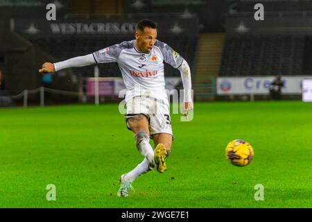 Swansea, Royaume-Uni. 03 février 2024. Ronald de Swansea City en action lors du match de championnat EFL Skybet, Swansea City contre Plymouth Argyle au Swansea.com Stadium de Swansea, pays de Galles, le samedi 3 février 2024. Cette image ne peut être utilisée qu'à des fins éditoriales. À usage éditorial uniquement, photo de crédit : Andrew Orchard photographie sportive/Alamy Live News Banque D'Images