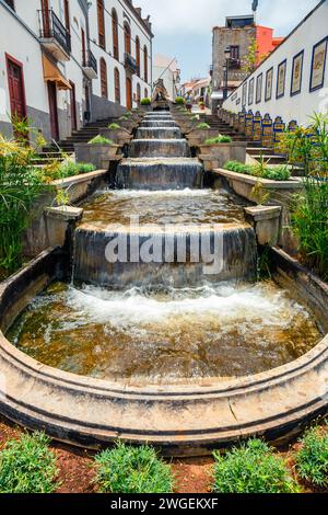 Firgas, Gran Canaria, Espagne, 19 juillet, 2022: Célèbre Paseo de Canarias rue sur Firgas, Gran Canaria, îles Canaries, Spainfamous Paseo de Canarias str Banque D'Images