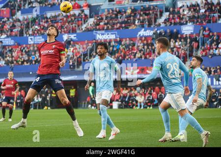 Pamplona, Espagne. 4 février 2024. Sport. Alejandro Catena (24. CA Osasuna), Renato Tapia (5. RC Celta), Carlos Dominguez (28. RC Celta) et Unai Nuñez (4. RC Celta) lors du match de football de la Liga EA Sports entre CA Osasuna et RC Celta ont joué au stade El Sadar à Pamplona (Espagne) le 4 février 2024. Crédit : Inigo Alzugaray/cordon Press crédit : CORDON PRESS/Alamy Live News Banque D'Images