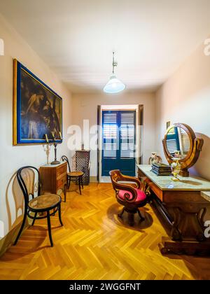 Studio dans le palais de style baroque aristocratique Filangeri-Cutò également connu sous le nom de Palazzo Mirto - Palerme, Sicile, Italie Banque D'Images