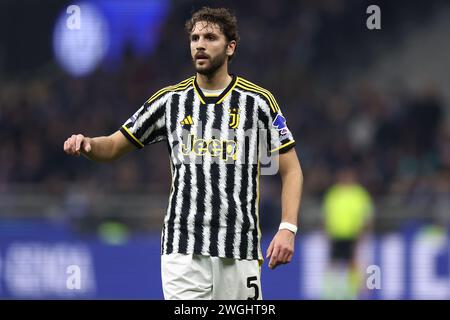 Milan, Italie. 04th Feb, 2024. Manuel Locatelli de la Juventus FC regarde pendant le match de Serie A entre le FC Internazionale et la Juventus FC au Stadio Giuseppe Meazza le 4 février 2024 à Milan Italie . Crédit : Marco Canoniero/Alamy Live News Banque D'Images