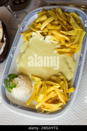 Steak de veau avec sauce à la crème Banque D'Images