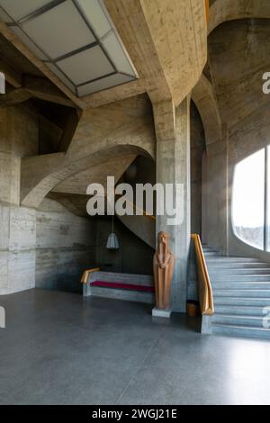 Intérieur du second Goetheanum, centre mondial du mouvement anthroposophique. Bâtiment conçu par Rudolf Steiner, situé au sommet de la colline Banque D'Images