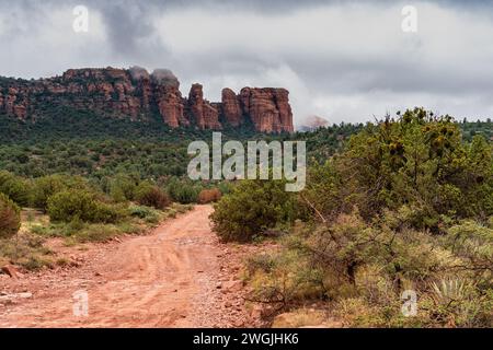 Sentier tout-terrain à Sedona, Arizona Banque D'Images