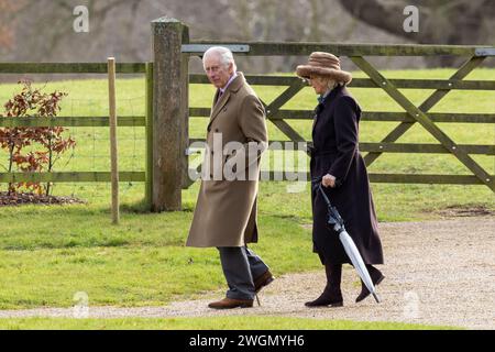 Pic daté du 4 février montre les dernières images du roi Charles et de la reine Camilla à l'église de Sandringham, Norfolk avant le diagnostic de cancer. Banque D'Images