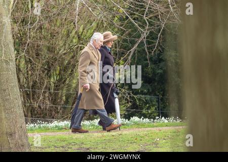 Pic daté du 4 février montre les dernières images du roi Charles et de la reine Camilla à l'église de Sandringham, Norfolk avant le diagnostic de cancer. Banque D'Images