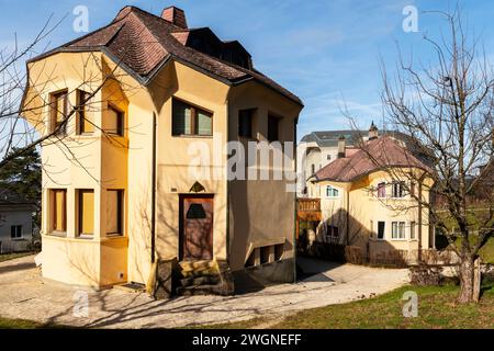 Eurythmy House II, par Rüttiweg à Dornach, Canton de Soleure, Suisse. Les soi-disant «maisons eurythmées» sont un groupe de trois bâtiments résidentiels Banque D'Images