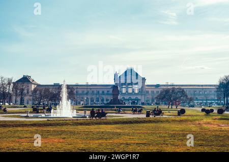 Parc King Tomislav en face de la gare centrale, Zagreb, Croatie. Banque D'Images