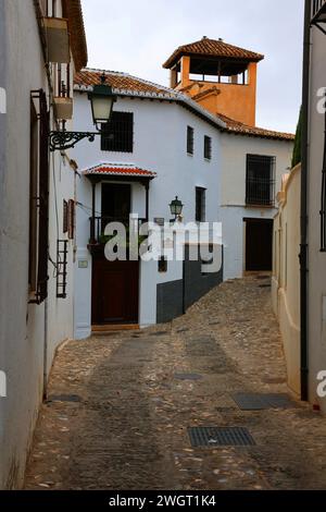 ©Sylvestre/MAXPPP - Grenade Spain 06/02/2024 ; rue de l'albaycin;ancien quartier arabe Banque D'Images