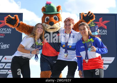 Femmes BMX Freestyle : Iveta Miculycova (CZE, médaille d'or), Kim Muller (GER, médaille d'argent), Laury Perez (FRA, médaille de bronze). Munich 2022 Banque D'Images