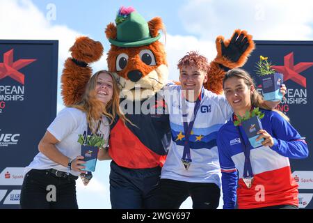 Femmes BMX Freestyle : Iveta Miculycova (CZE, médaille d'or), Kim Muller (GER, médaille d'argent), Laury Perez (FRA, médaille de bronze). Munich 2022 Banque D'Images