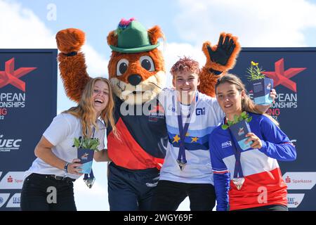 Femmes BMX Freestyle : Iveta Miculycova (CZE, médaille d'or), Kim Muller (GER, médaille d'argent), Laury Perez (FRA, médaille de bronze). Munich 2022 Banque D'Images