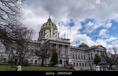 Nuages au-dessus du Capitole Harrisburg, Pennsylvanie Banque D'Images