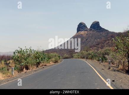 Conduite de Gondar à Humera dans le nord-ouest de l'Éthiopie. Banque D'Images