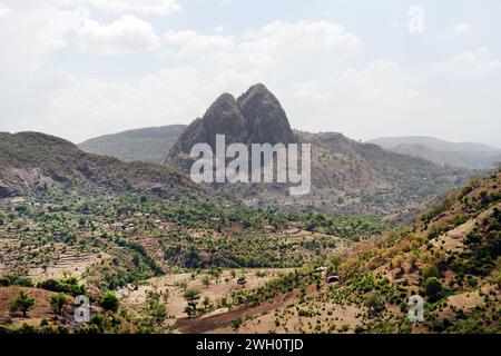 Conduite de Gondar à Humera dans le nord-ouest de l'Éthiopie. Banque D'Images