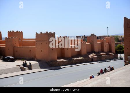La kasbah de Taourirt dans la vieille ville de Ouarzazate, Maroc. Banque D'Images