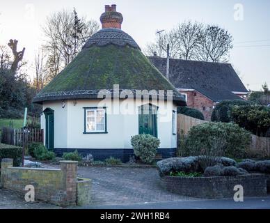 La plus ancienne et la plus petite maison résidentielle du Royaume-Uni à Rayleigh, Essex étant d'origine néerlandaise Banque D'Images