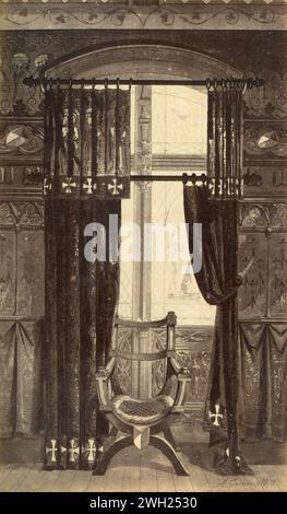 Fenêtre de style gothique du début du XIIIe siècle avec double rideau tapisserie, dessin de l'artiste français Alfred Guinard, France 1881 Banque D'Images