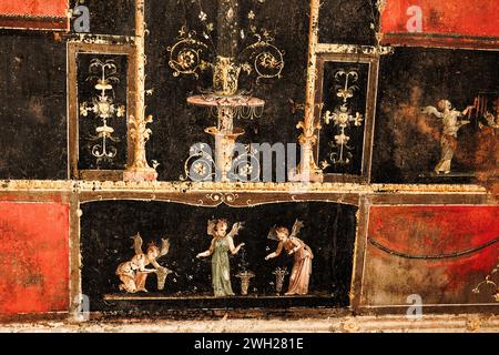 Visite de la ville de Pompéi qui a été couverte de cendres volcaniques après l'éruption du Vésuve, lieux touristiques en Italie. Banque D'Images