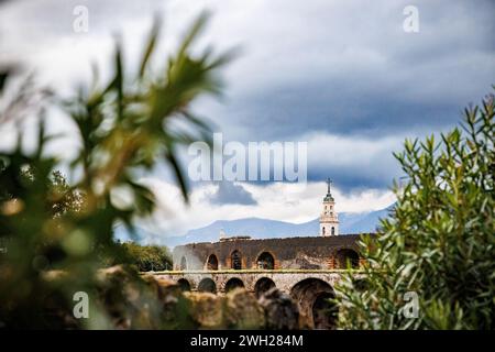 Visite de la ville de Pompéi qui a été couverte de cendres volcaniques après l'éruption du Vésuve, lieux touristiques en Italie. Banque D'Images