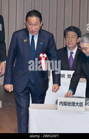 Tokyo, Japon. 07 février 2024. Le premier ministre japonais Fumio Kishida assiste à la convention nationale sur la demande de retour des territoires du Nord à Tokyo, au Japon, le mercredi 7 février 2024. La Journée du territoire du Nord est désignée pour rappeler au monde le traité commercial Japon-Russie signé ce jour-là en 1855 par le Shogunat Japon et la Russie tsariste, reconnaissant les quatre îles occupées du nord comme faisant partie du Japon, et la frontière a été établie entre l'île d'Etorofu et l'île d'Uruppu. Photo de Keizo Mori/UPI crédit : UPI/Alamy Live News Banque D'Images