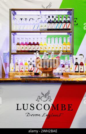 Luscombe Bio Drinks au salon 'source' Food, Drink, catering and Hospitality qui s'est tenu à Westpoint Exeter U.K le 7 février 2024 Banque D'Images