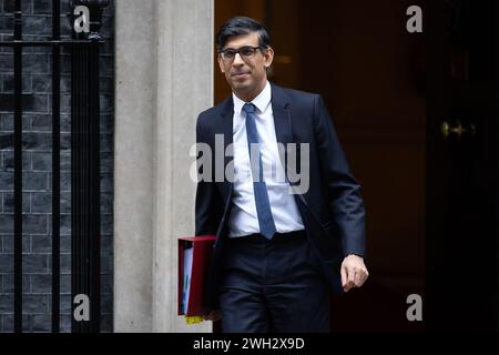 Londres, Royaume-Uni. 7 février 2024. Le premier ministre Rishi Sunak quitte le 10 Downing Street pour que le Parlement réponde aux questions du premier ministre à Londres. (Crédit image : © Tejas Sandhu/SOPA images via ZUMA Press Wire) USAGE ÉDITORIAL SEULEMENT! Non destiné à UN USAGE commercial ! Banque D'Images