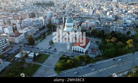 Photo drone de la Sainte Église Saint André, Patras, Grèce, mai 2023 Banque D'Images
