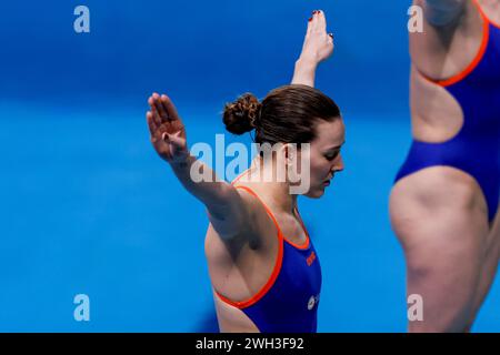 Doha, Qatar. 07 février 2024. DOHA, QATAR - 7 FÉVRIER : Inge Jansen des pays-Bas en compétition dans le duo féminin libre le jour 6 : natation artistique des Championnats du monde de natation de Doha 2024 le 7 février 2024 à Doha, Qatar. (Photo de MTB-photo/BSR Agency) crédit : BSR Agency/Alamy Live News Banque D'Images