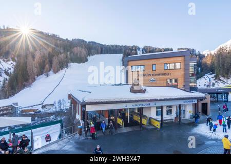 Remontées mécaniques, piste de ski, ski alpin, Alpes de Samnaun Serfaus Serfaus-Fiss-Ladis Tyrol, Tyrol Autriche Banque D'Images