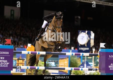 Bordeaux, France - 3 février 2024. Jeanne Sadran de France au Jumping International Bordeaux. Banque D'Images