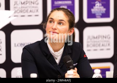 Bordeaux, France - 3 février 2024. Jeanne Sadran de France au Jumping International Bordeaux. Banque D'Images