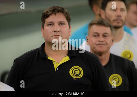 Curitiba, Brésil. 07 février 2024. Entraîneur Matheus Costa pendant Athletico et Cascavel. Match valable pour la 7ème manche du Championnat Paraná 2024. Stade Joaquim Américo Guimarães à Curitiba, Paraná. Crédit : Reinaldo Reginato/FotoArena/Alamy Live News Banque D'Images
