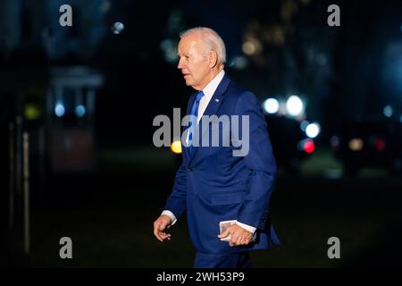 Le président AMÉRICAIN Joe Biden revient à la Maison Blanche après avoir collecté des fonds dans la ville de New York à Washington, DC, États-Unis. 07 février 2024. Le président a ignoré une question criée et est allé directement à la résidence. Crédit : Abaca Press/Alamy Live News Banque D'Images