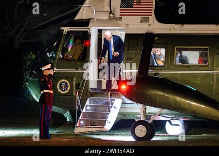 Le président AMÉRICAIN Joe Biden revient à la Maison Blanche après avoir collecté des fonds dans la ville de New York à Washington, DC, États-Unis. 07 février 2024. Le président a ignoré une question criée et est allé directement à la résidence. Crédit : Sipa USA/Alamy Live News Banque D'Images