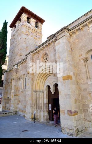 Ville de Zamora, église Santiago del Burgo (roman 12-13ème siècles). Castilla y Leon, Espagne. Banque D'Images