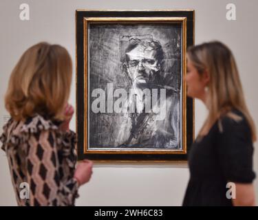 Londres, Angleterre, Royaume-Uni. 8 février 2024. La Courtauld Gallery de Londres dévoile l'exposition inaugurale consacrée aux Charcoal Heads de Frank Auerbach. Comprenant dix-sept portraits à grande échelle et une sélection de peintures des années 1950 et 1960, mettant en valeur le développement artistique précoce d'Auerbach. (Crédit image : © Thomas Krych/ZUMA Press Wire) USAGE ÉDITORIAL SEULEMENT! Non destiné à UN USAGE commercial ! Banque D'Images