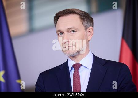 Berlin, Pressestatements von Bundeskanzler Scholz, Bundesminister Habeck und Bundesminister Lindner Olaf Scholz Bundeskanzler, SPD, Christian Lindner Bundesminister der Finanzen, Vizekanzler, FDP und Robert Habeck Bundesminister für Wirtschaft und Klimaschutz, Vizekanzler, Bündnis 90/Die Grünen geben am 13.12.2023 ein gemeinsames Pressestatement im Bundeskanzler in Berlin ab. IM Bild : Christian Lindner Bundesminister der Finanzen, Vizekanzler, FDP Berlin Bundeskanzleramt Berlin Deutschland *** Berlin, communiqués de presse du chancelier fédéral Scholz, du ministre fédéral Habeck et du ministre fédéral ministe Banque D'Images